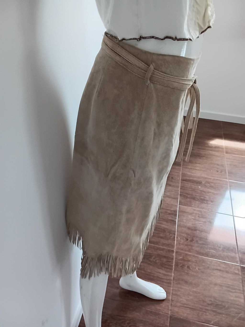 Vintage Tailleur jupe en cuir velours beige