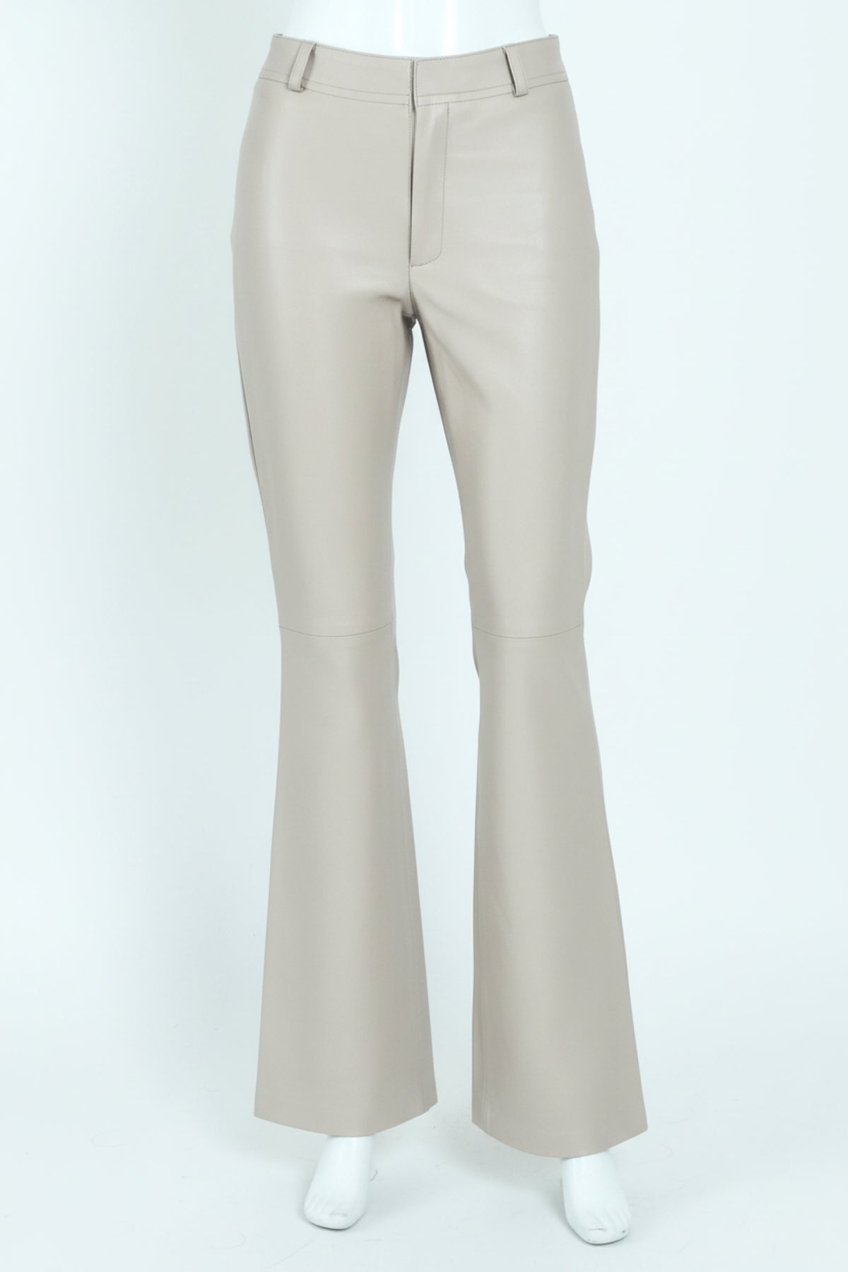 Pantalon cuir beige BIA CUIR — vue de face sur fond blanc — coupe évasée taille 38 FR