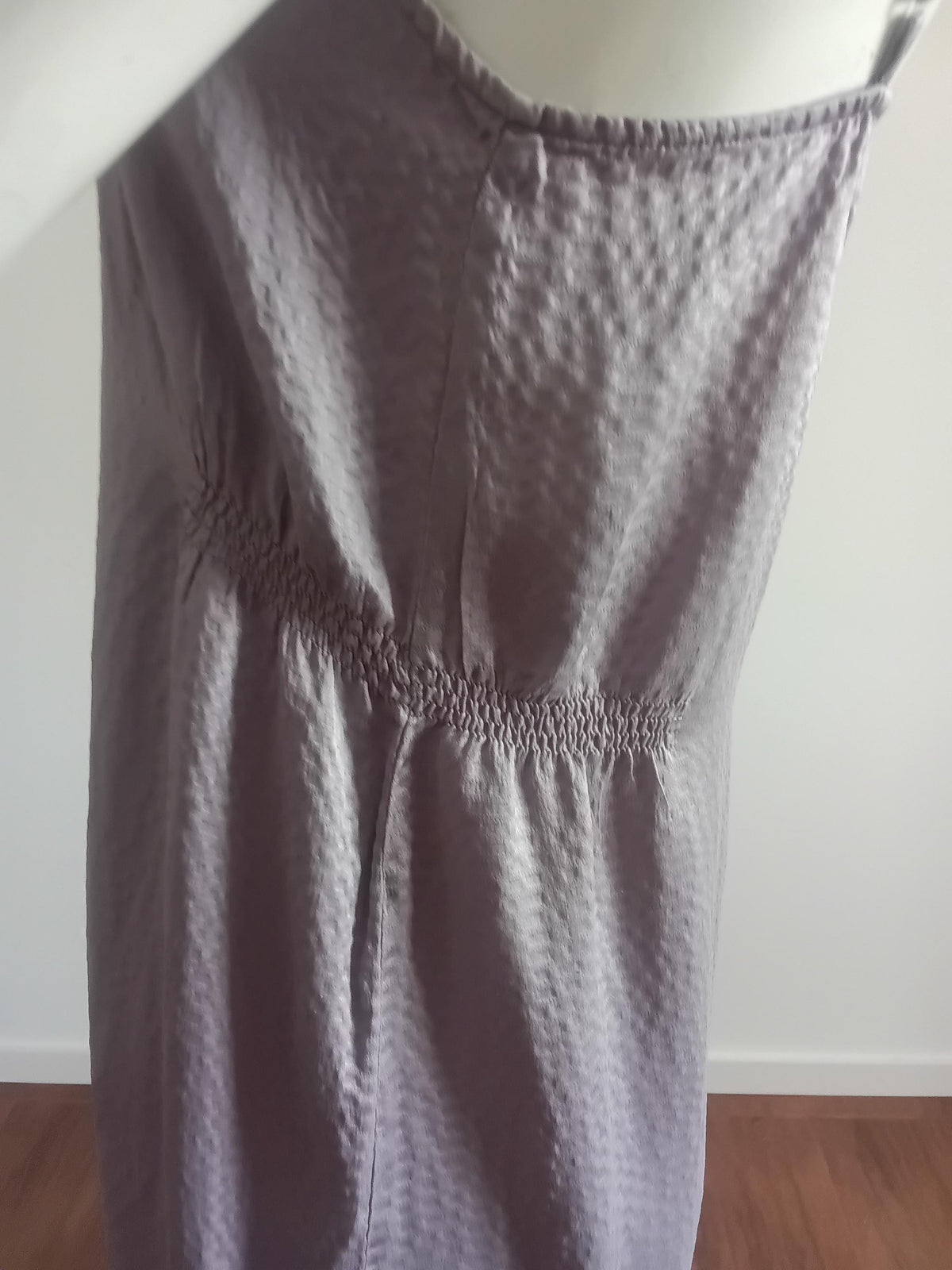 Vestido de Seda Lilás Irisado Gofrado | Pompons & Folho | Soft Grey | T. 36 FR