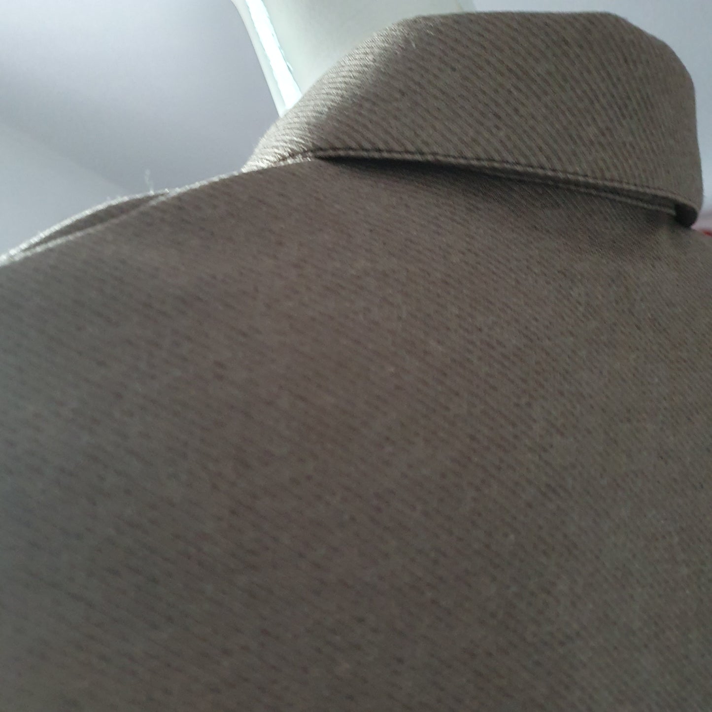 Robe Fourreau Taupe Chiné - Boutons Dorés ciselés (T. 36)