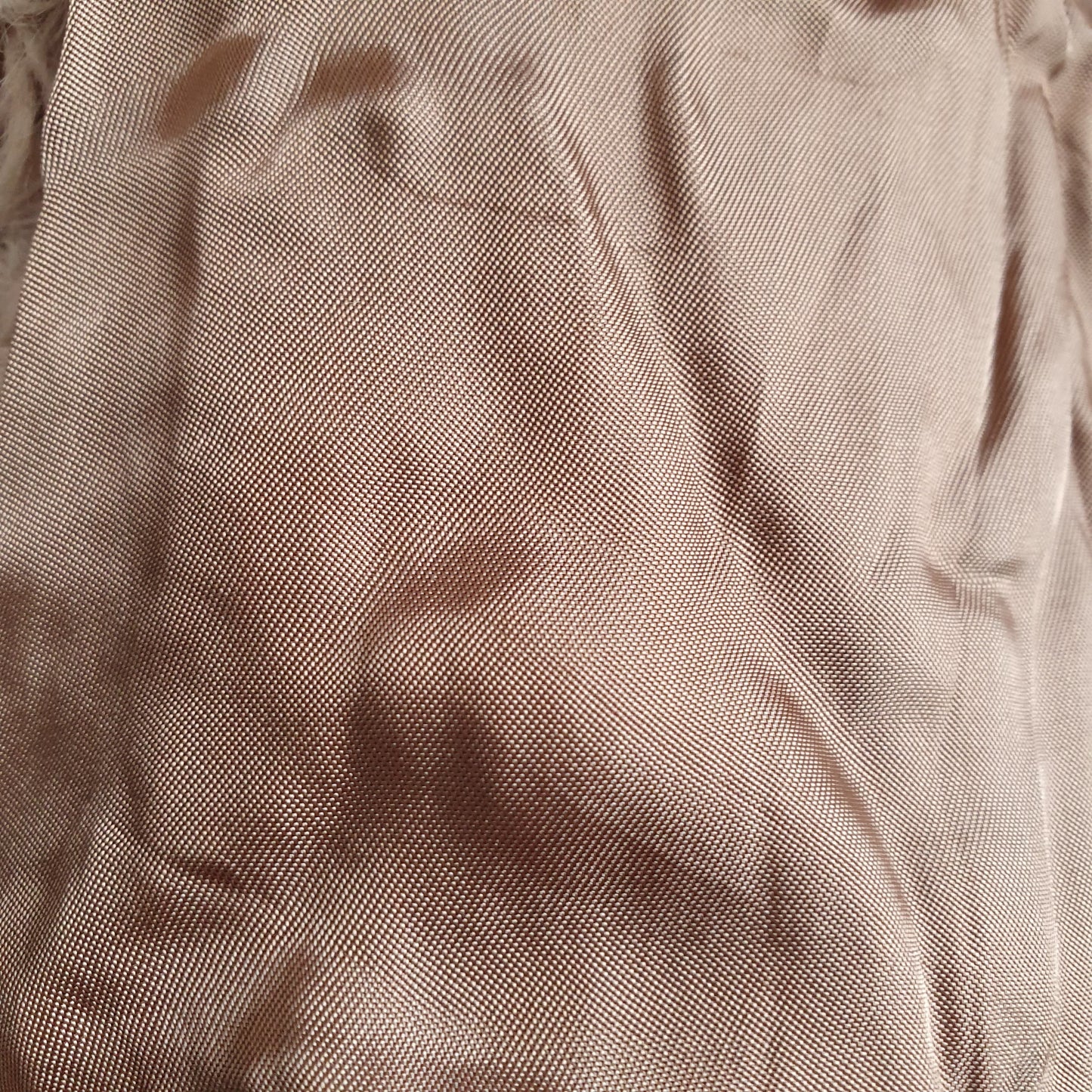 Veste courte effet poils Vieux Rose — La Fée Maraboutée (T. 38)