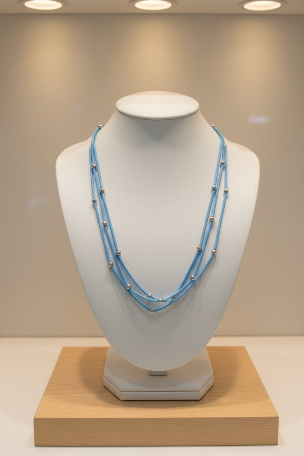 Colar de 3 fios azul-celeste & pérolas prateadas — Madeleine Mode