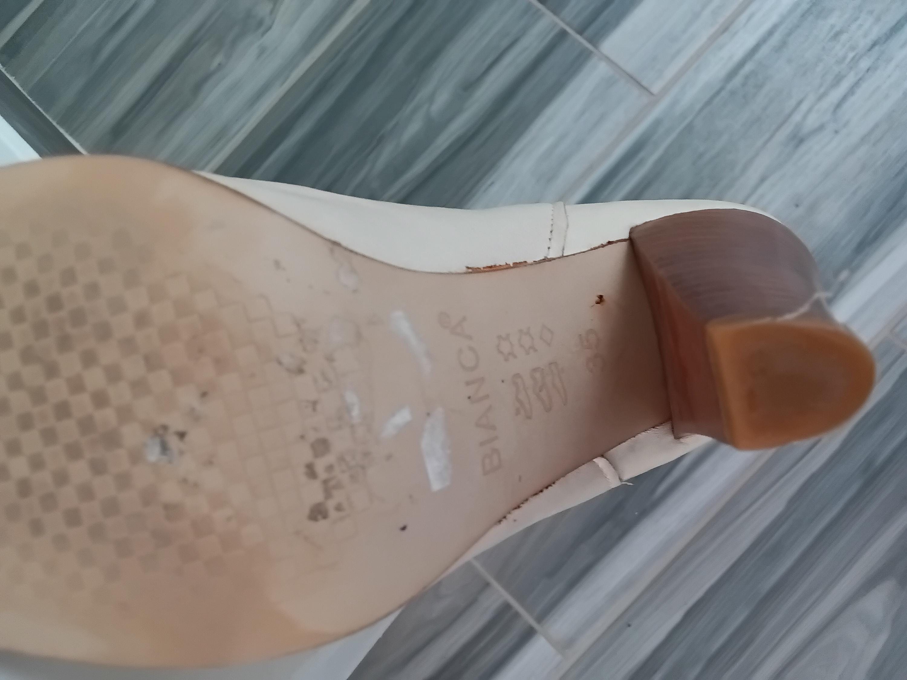 Vintage Bottes beiges claires en cuir souple de la marque Bianca