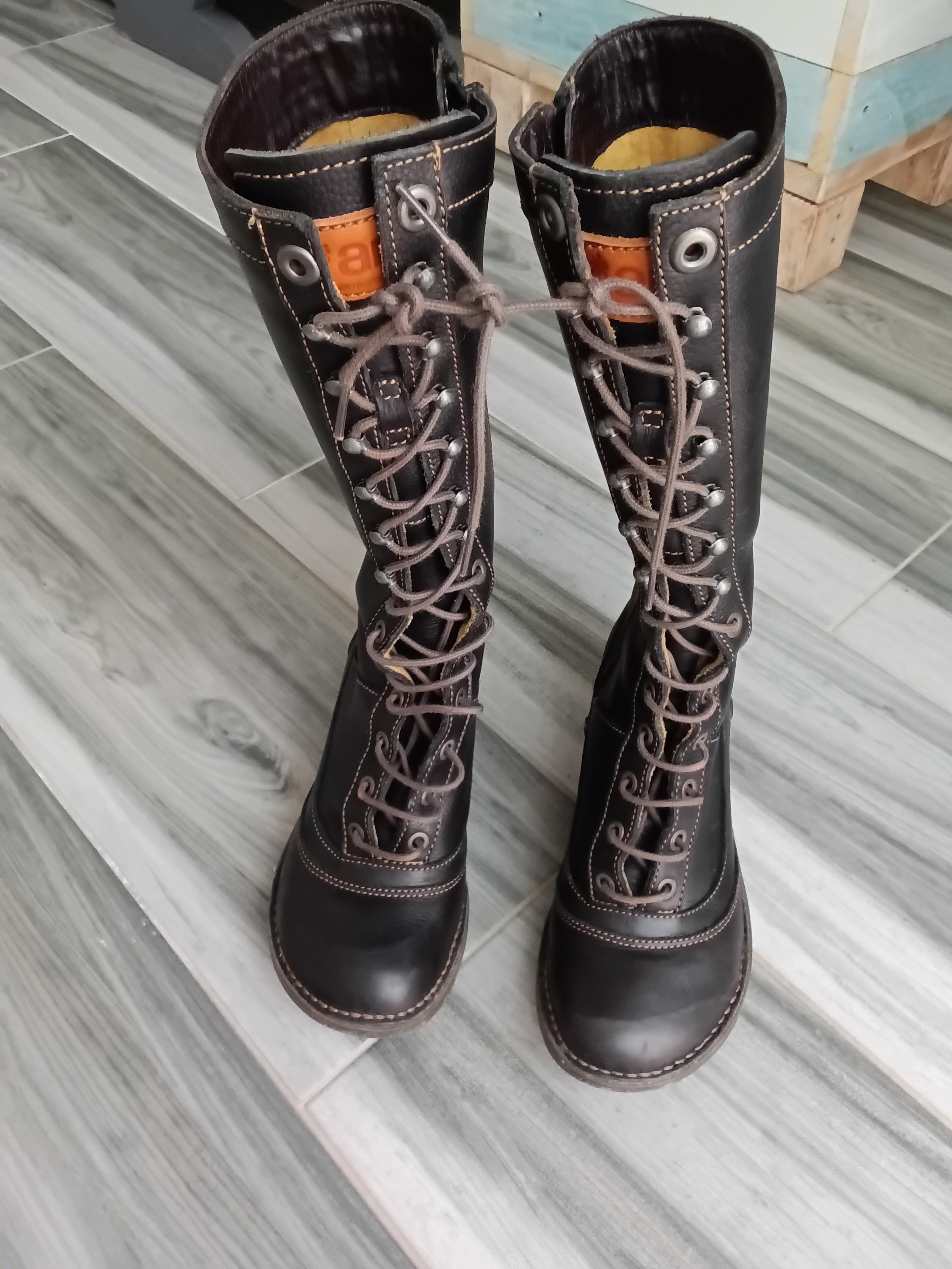 Vintage Bottes à lacets en cuir The ART Compagny