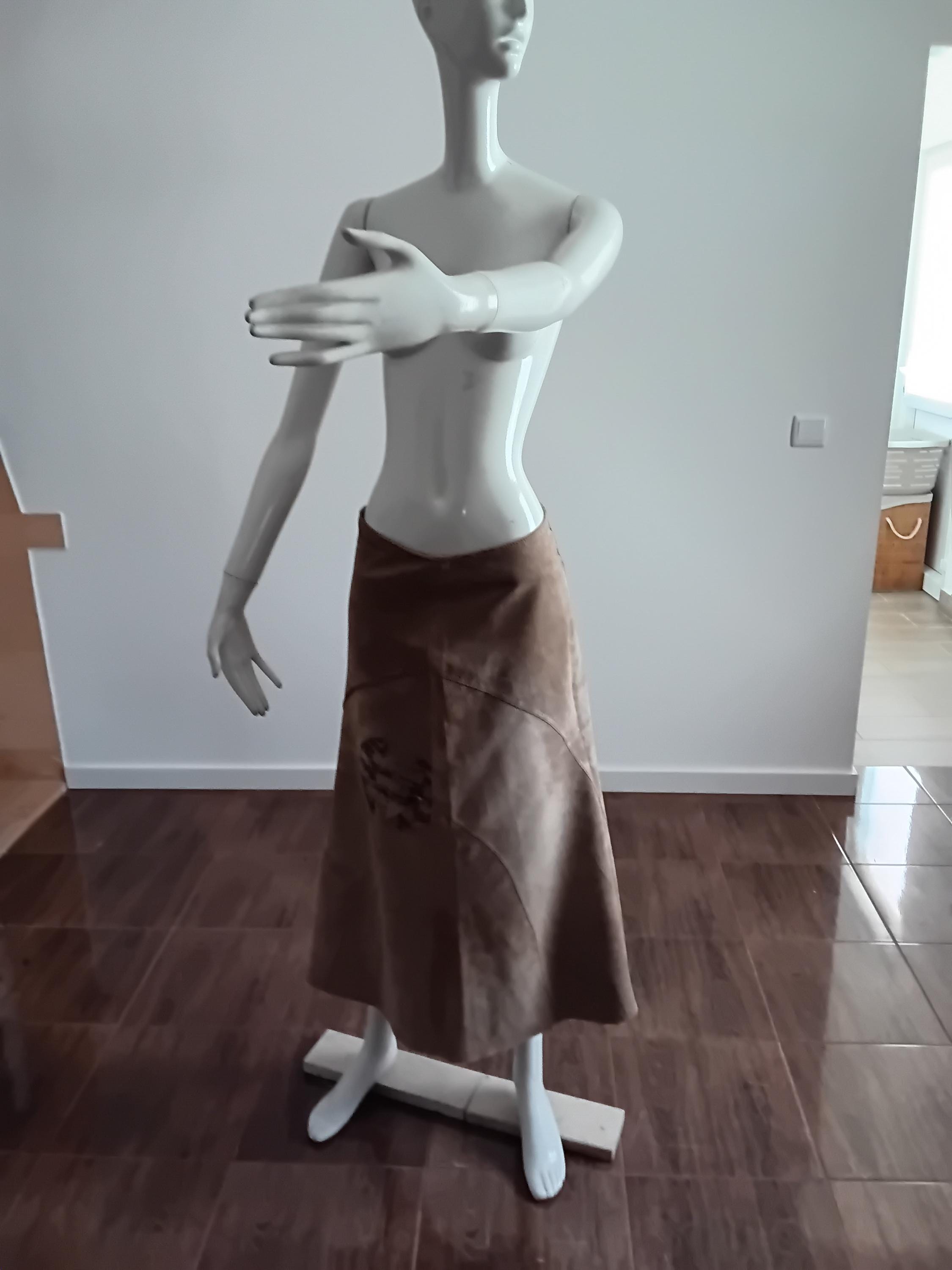 Vintage Jupe longue cuir velours beige à motifs — Taille 40 FR