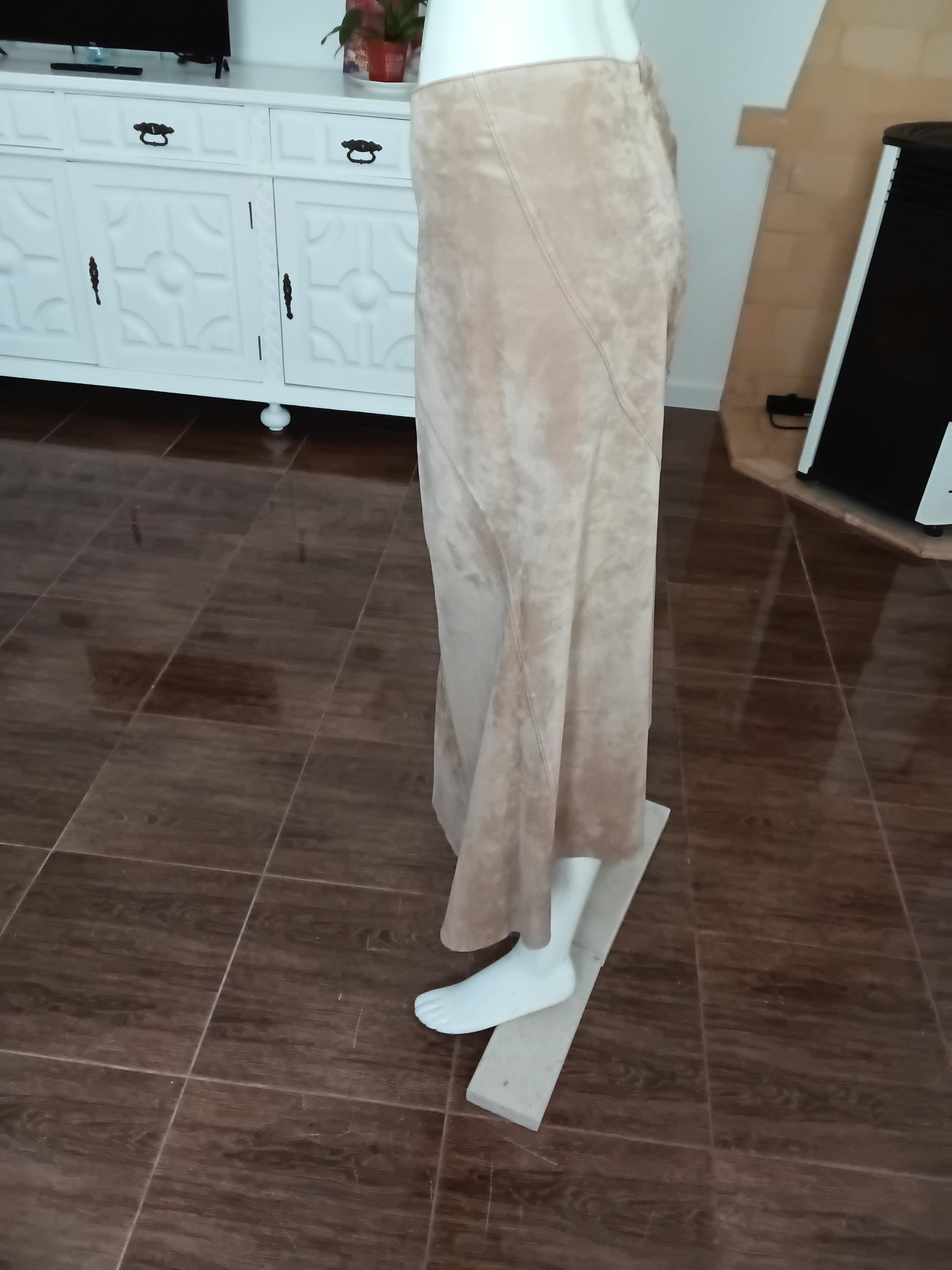 Vintage Jupe longue cuir velours beige à motifs — Taille 40 FR