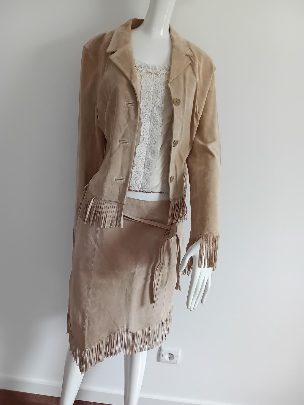 Vintage Tailleur jupe en cuir velours beige
