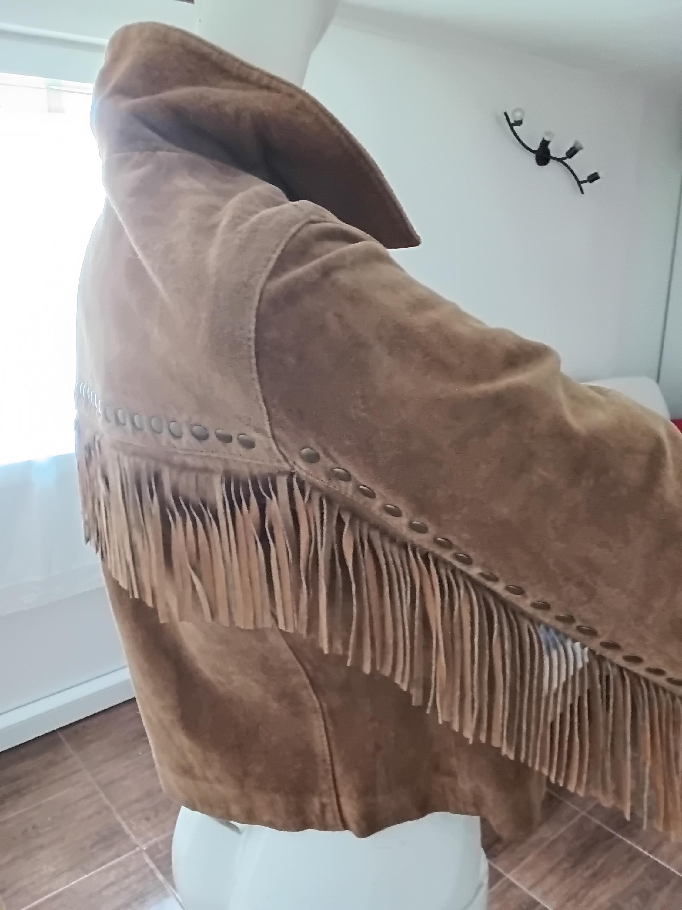 Veste Vintage Cuir Velours Camel à Franges — Taille S | Seconde Main