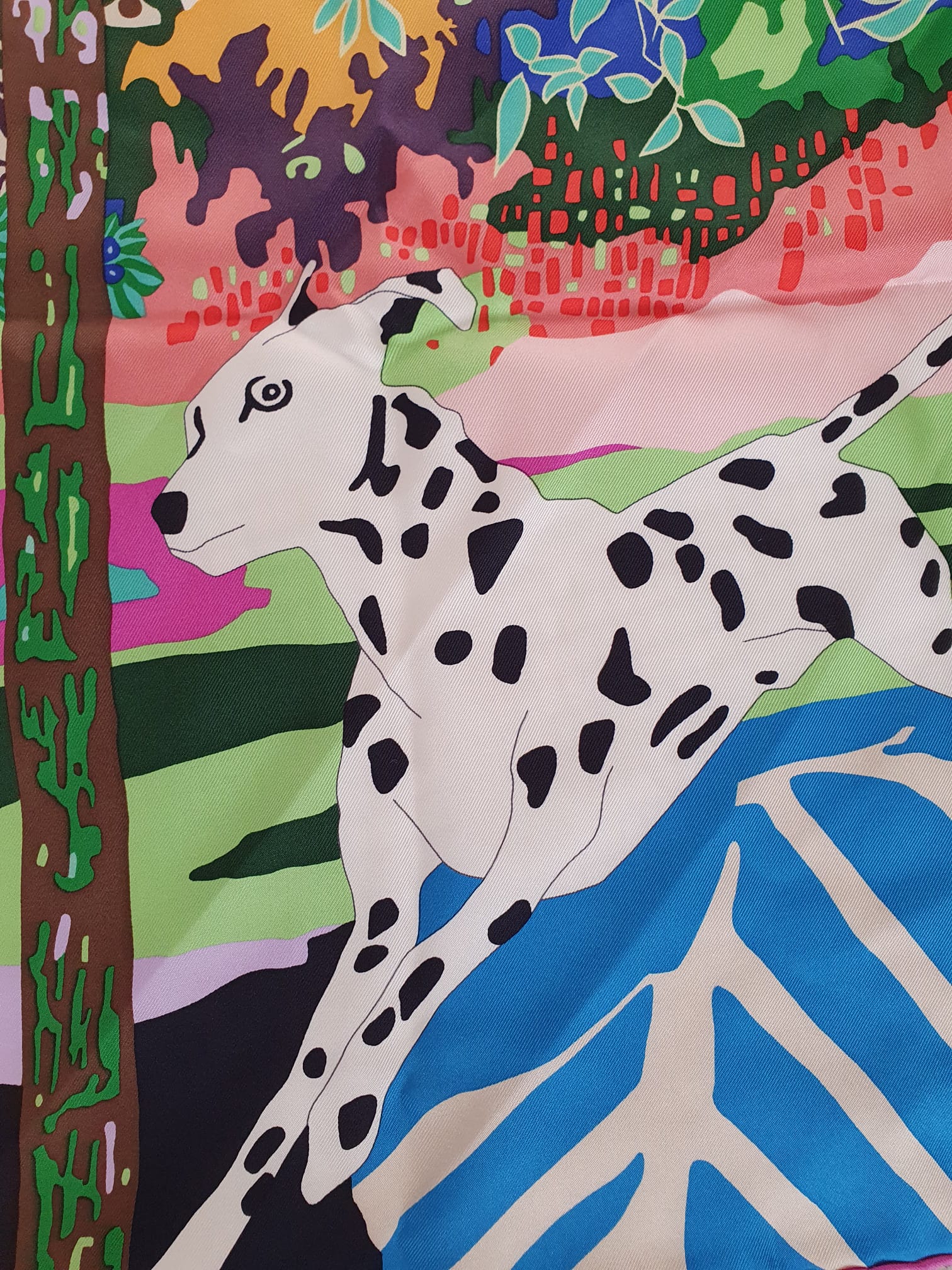Carré Hermès "En Liberté" 90 x 90 cm — Soie Bleu Multicolore