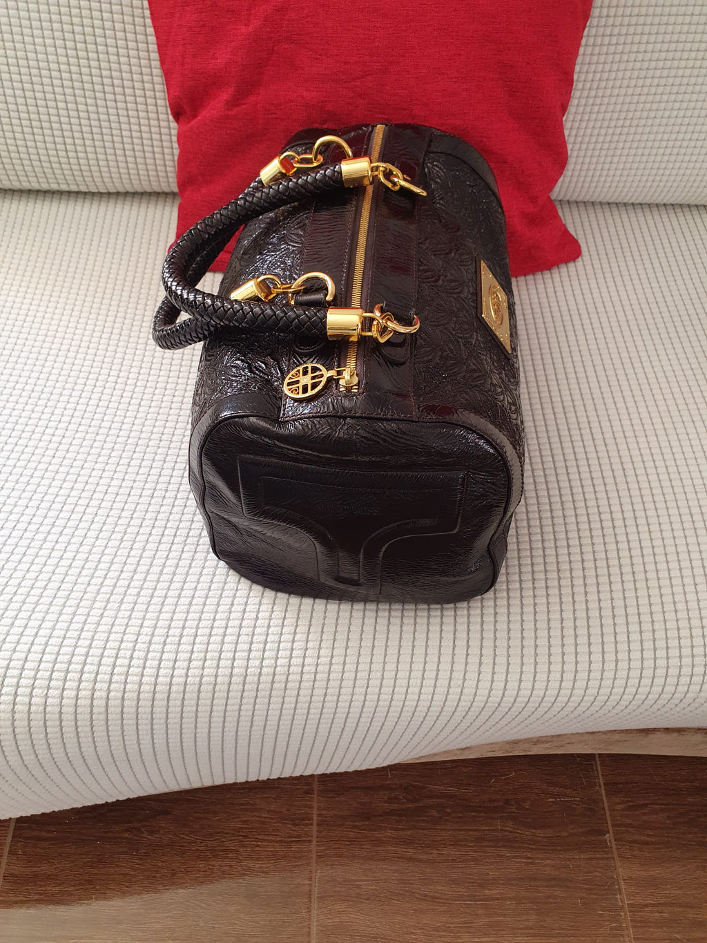 Sac Bowling Silvio Tossi — Marque Suisse, Savoir-Faire Artisanal Italien — Cuir Embossé Marron Foncé