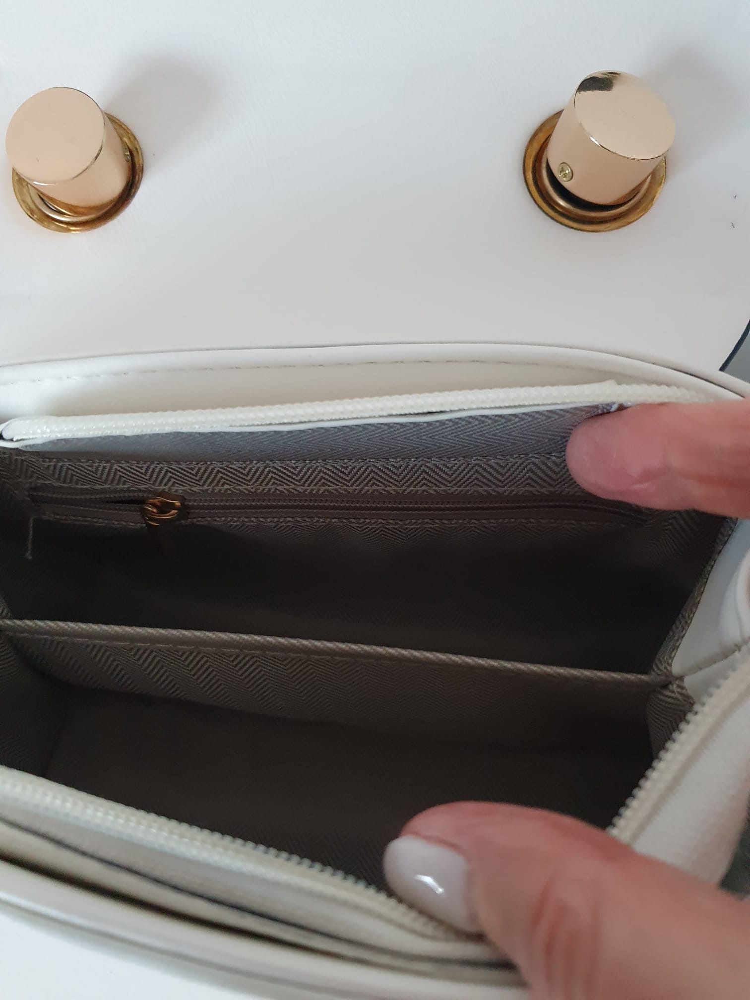 Sac à main bicolore blanc & marine — Anse tressée noire & finitions dorées