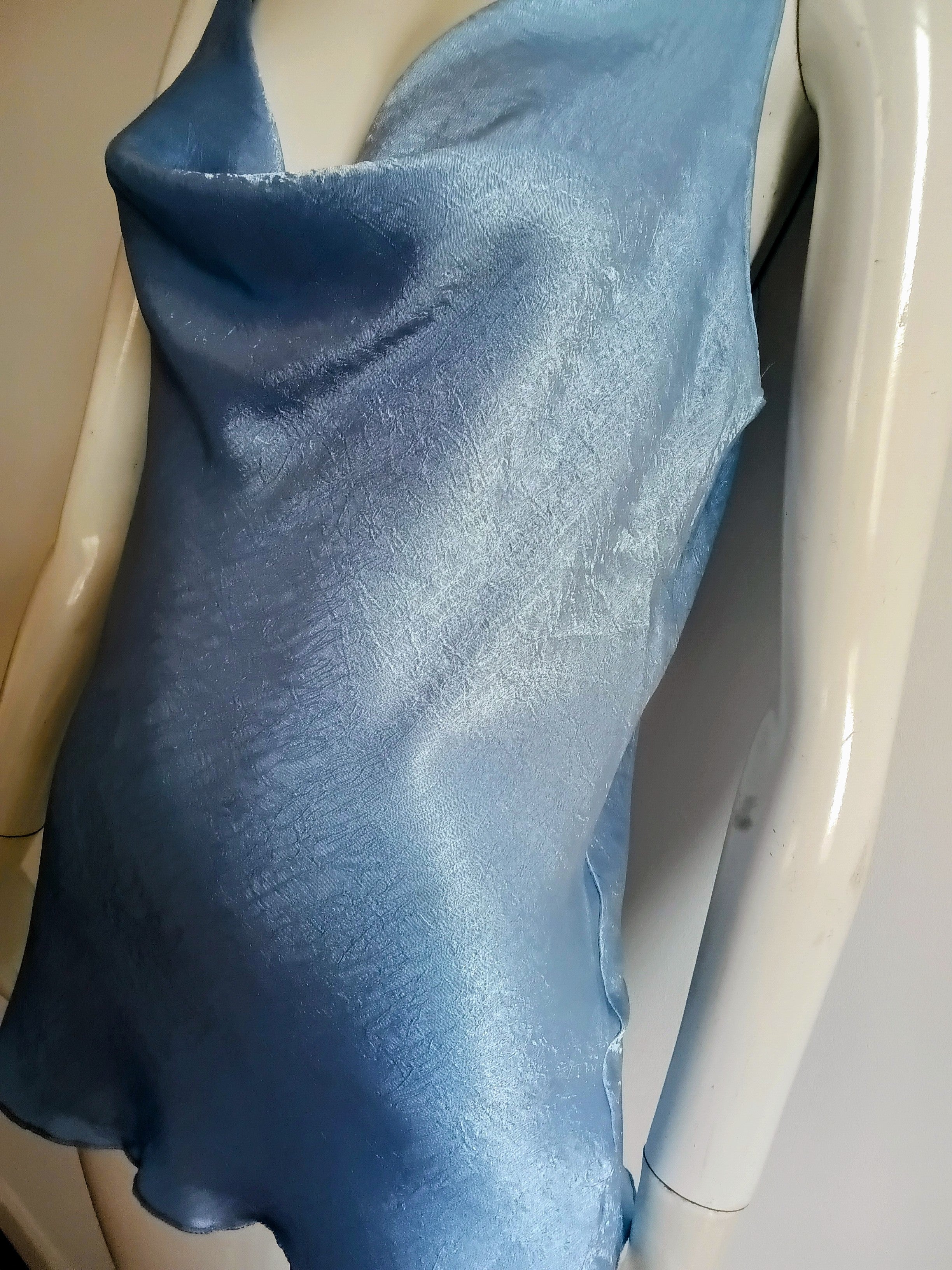 Top Satiné Bleu Chatoyant Made in Italy — Taille Unique