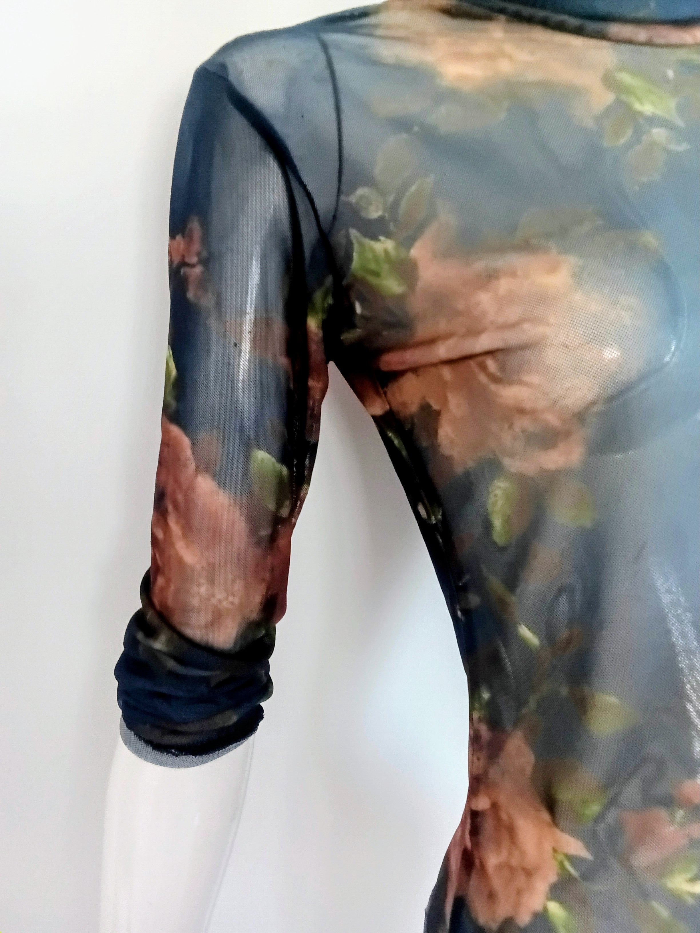 Top Manches Longues en Voile — Bleu Nuit à Motifs Botaniques — Vintage Italie Années 90
