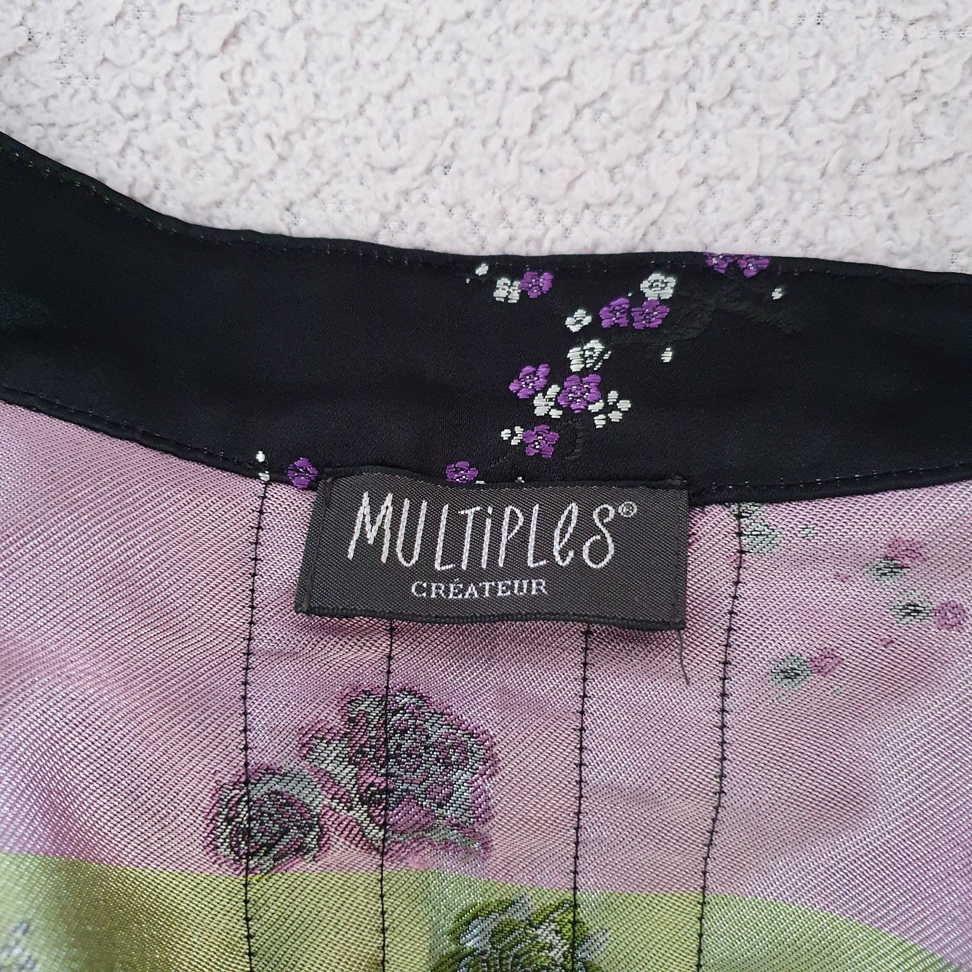 Étiquette marque Multiples Créateur — label intérieur veste kimono haori vintage satin noir, fabrication française