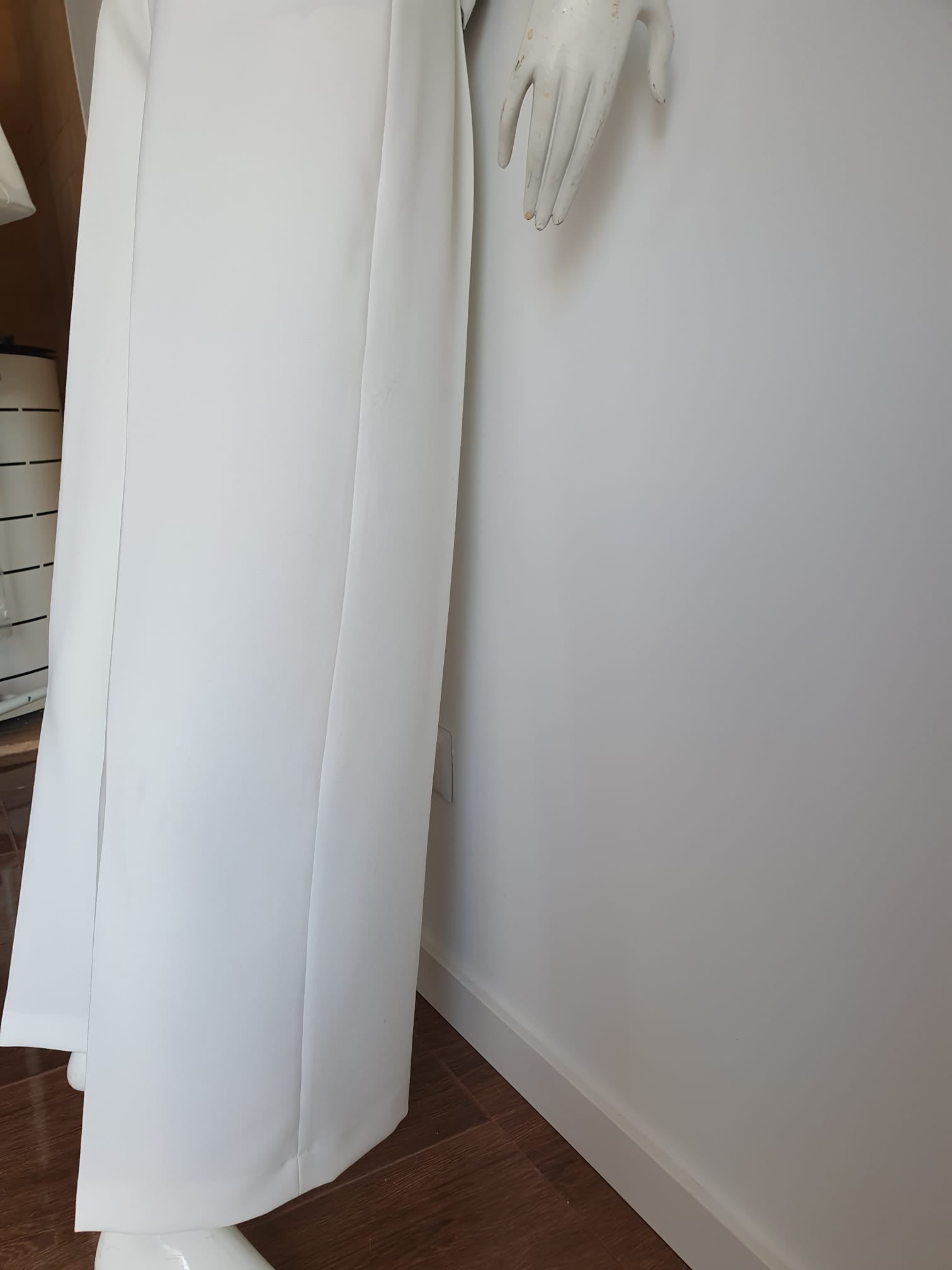 Pantalon palazzo blanc - vue d'ensemble longueur totale