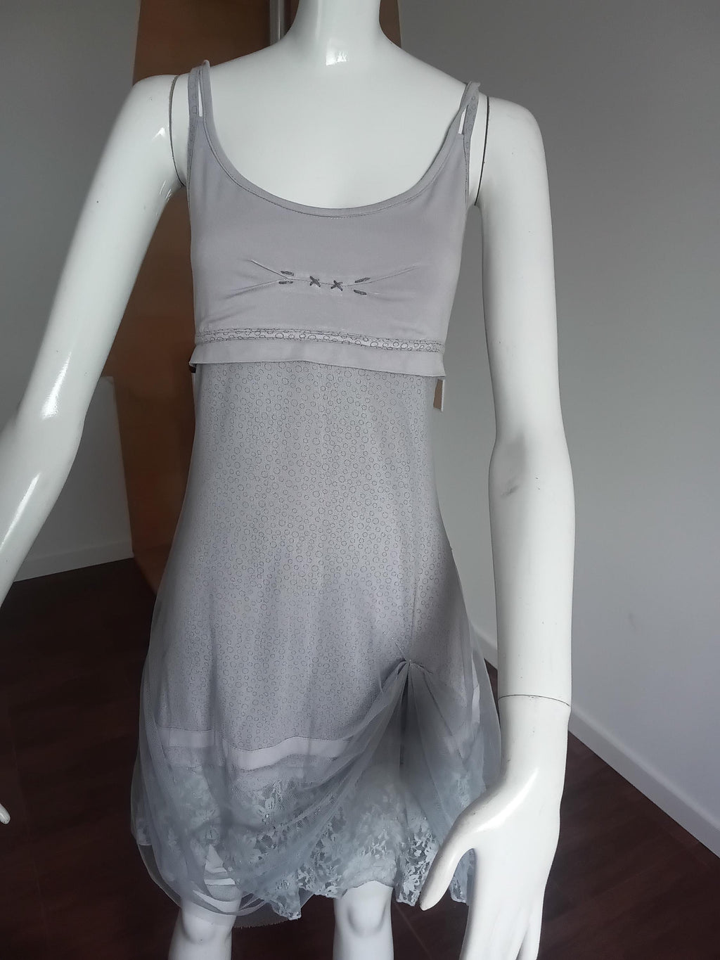 Robe Vintage Années 2000 Rayonne & Tulle Gris — Style Soirée — Taille M