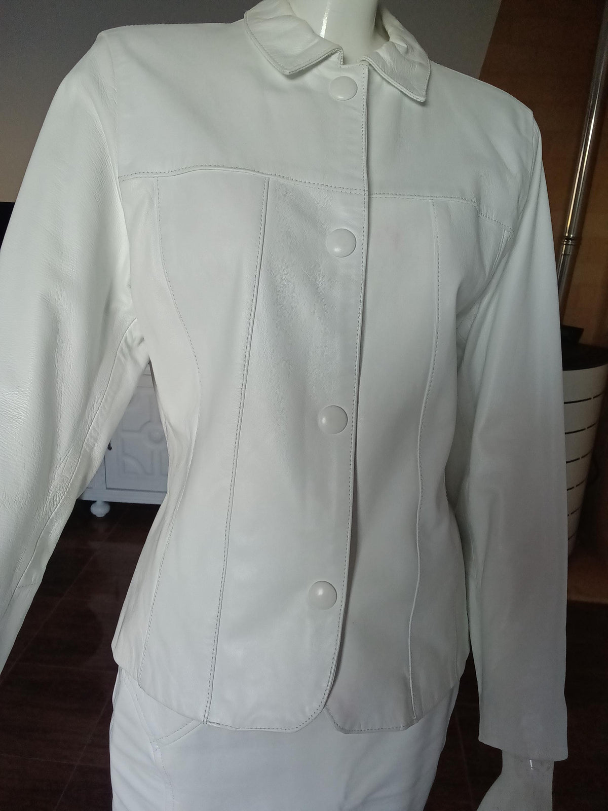 Tailleur Vintage Veste & Jupe Cuir Souple Blanc | BIA CUIR Fait Main | T. 38 FR
