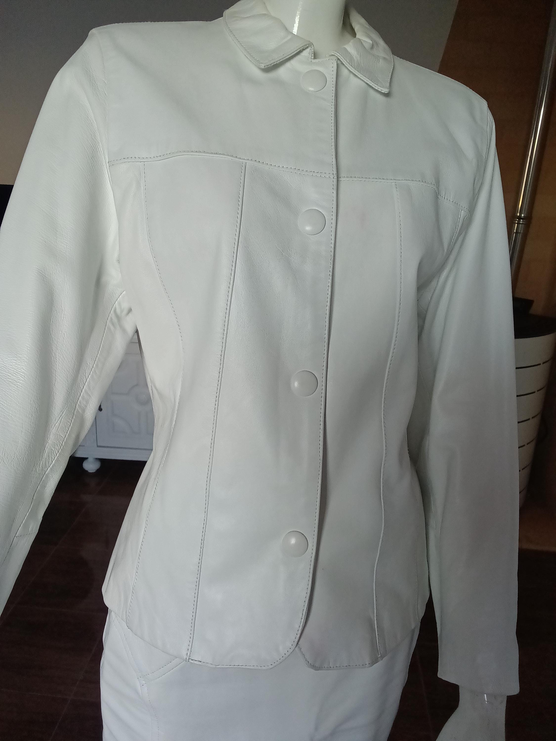 Tailleur Jupe Vintage Cuir Blanc BIA CUIR — Ensemble Artisanal — Taille 38 FR | Seconde Main