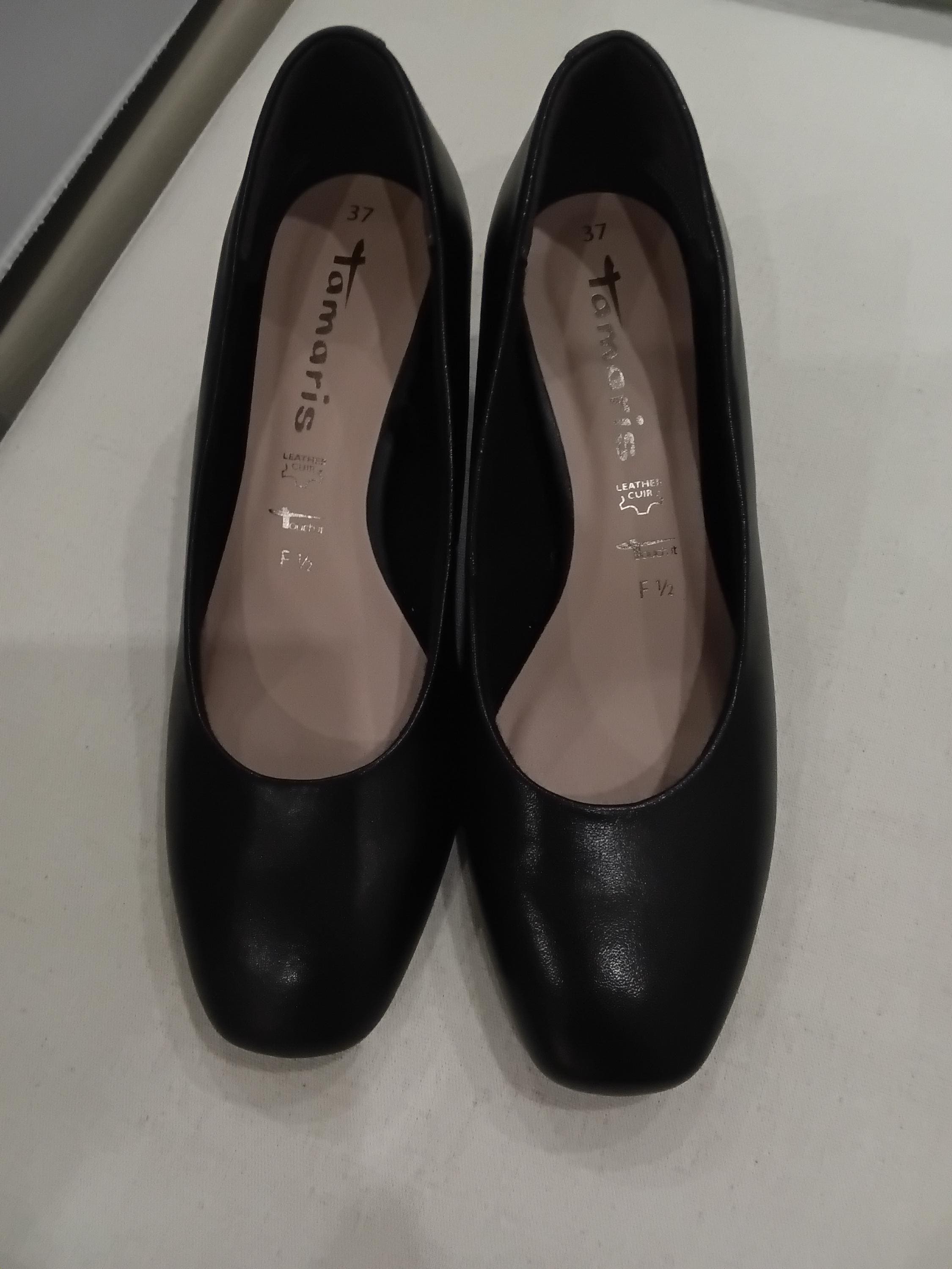 Vintage Escarpins cuir noir TAMARIS F1/2