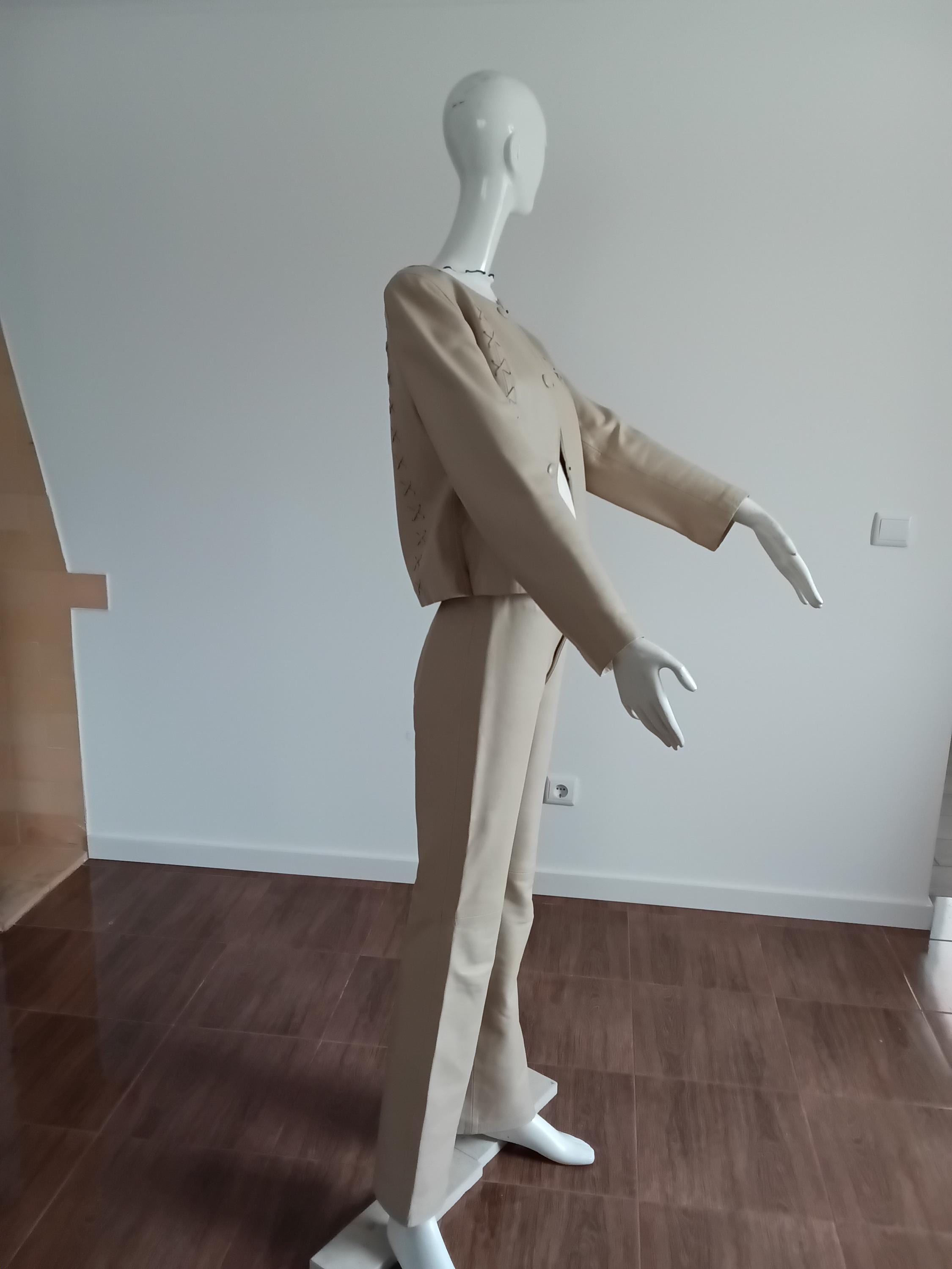 Vintage Tailleur pantalon en cuir beige - Modèle unique