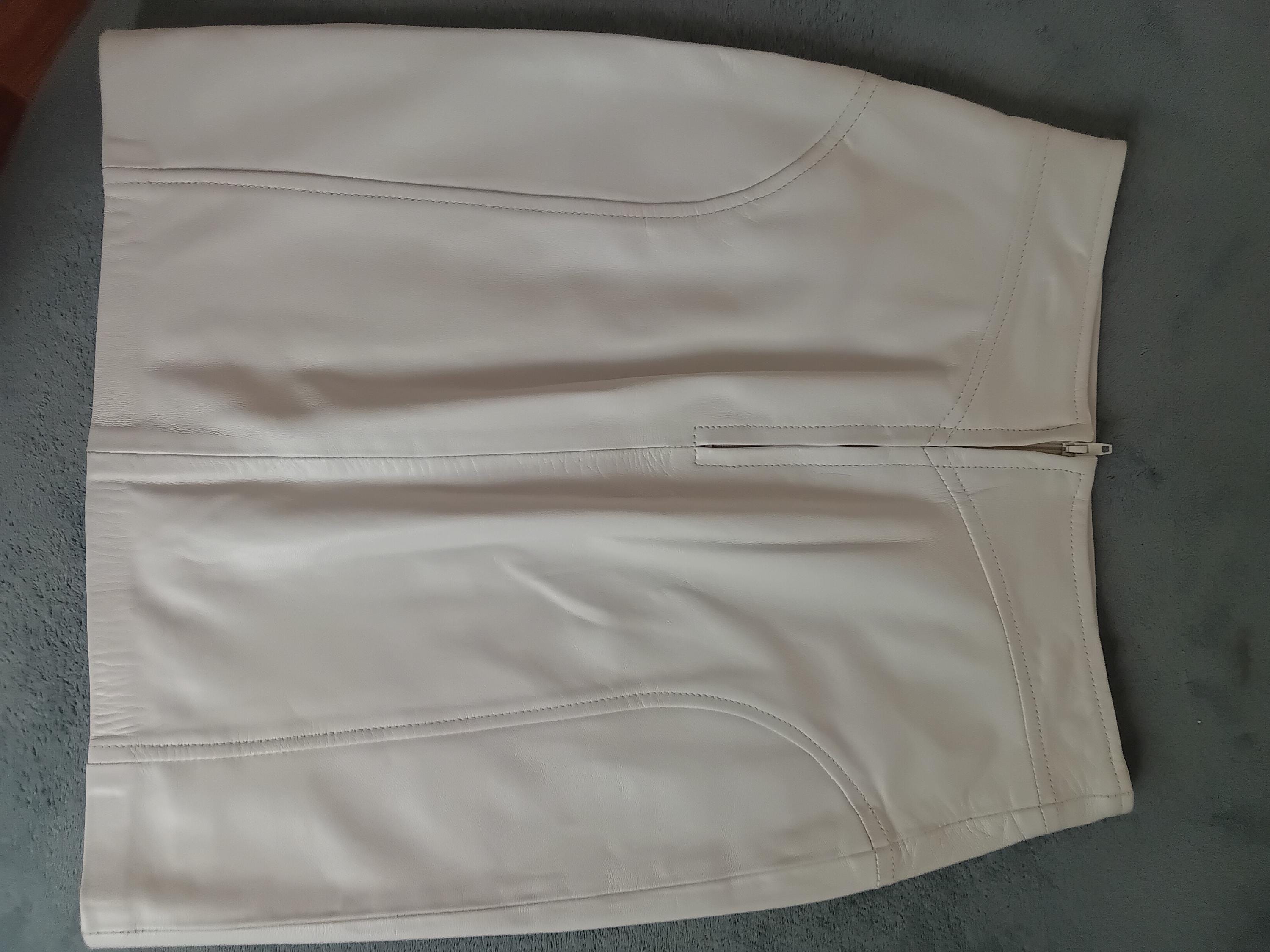 Tailleur Jupe Vintage Cuir Blanc BIA CUIR — Ensemble Artisanal — Taille 38 FR | Seconde Main