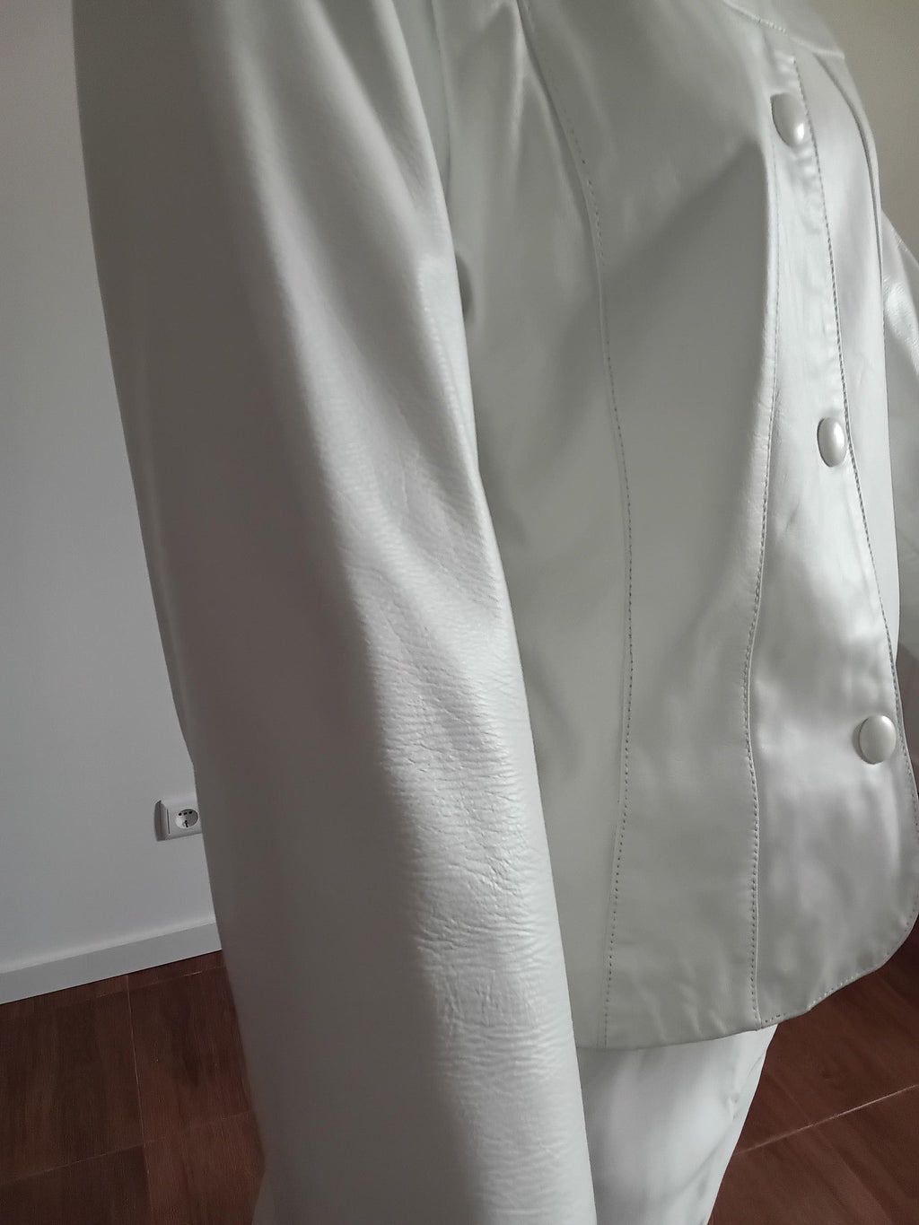 Tailleur Jupe Vintage Cuir Blanc BIA CUIR — Ensemble Artisanal — Taille 38 FR | Seconde Main