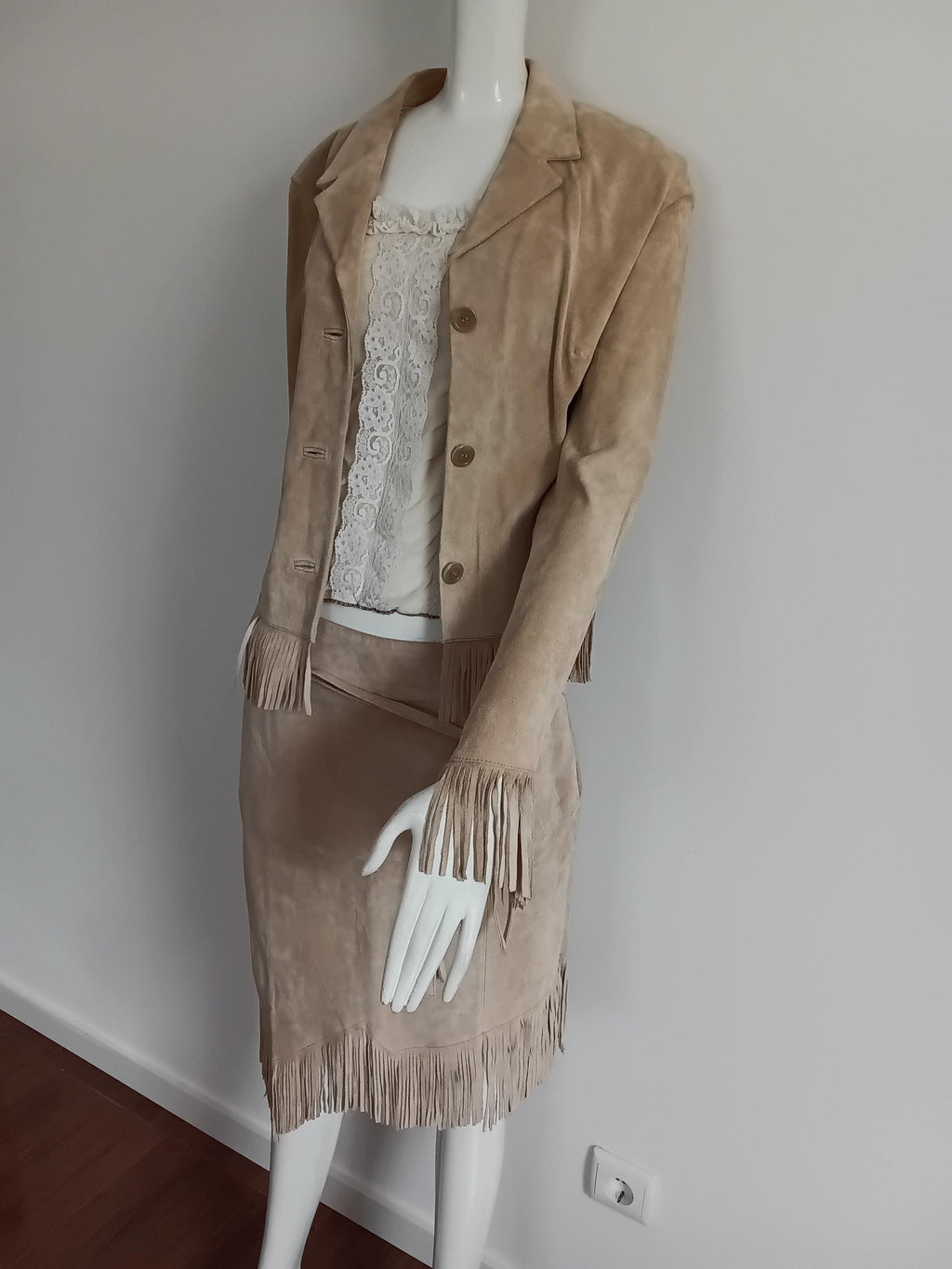 Vintage Tailleur jupe en cuir velours beige