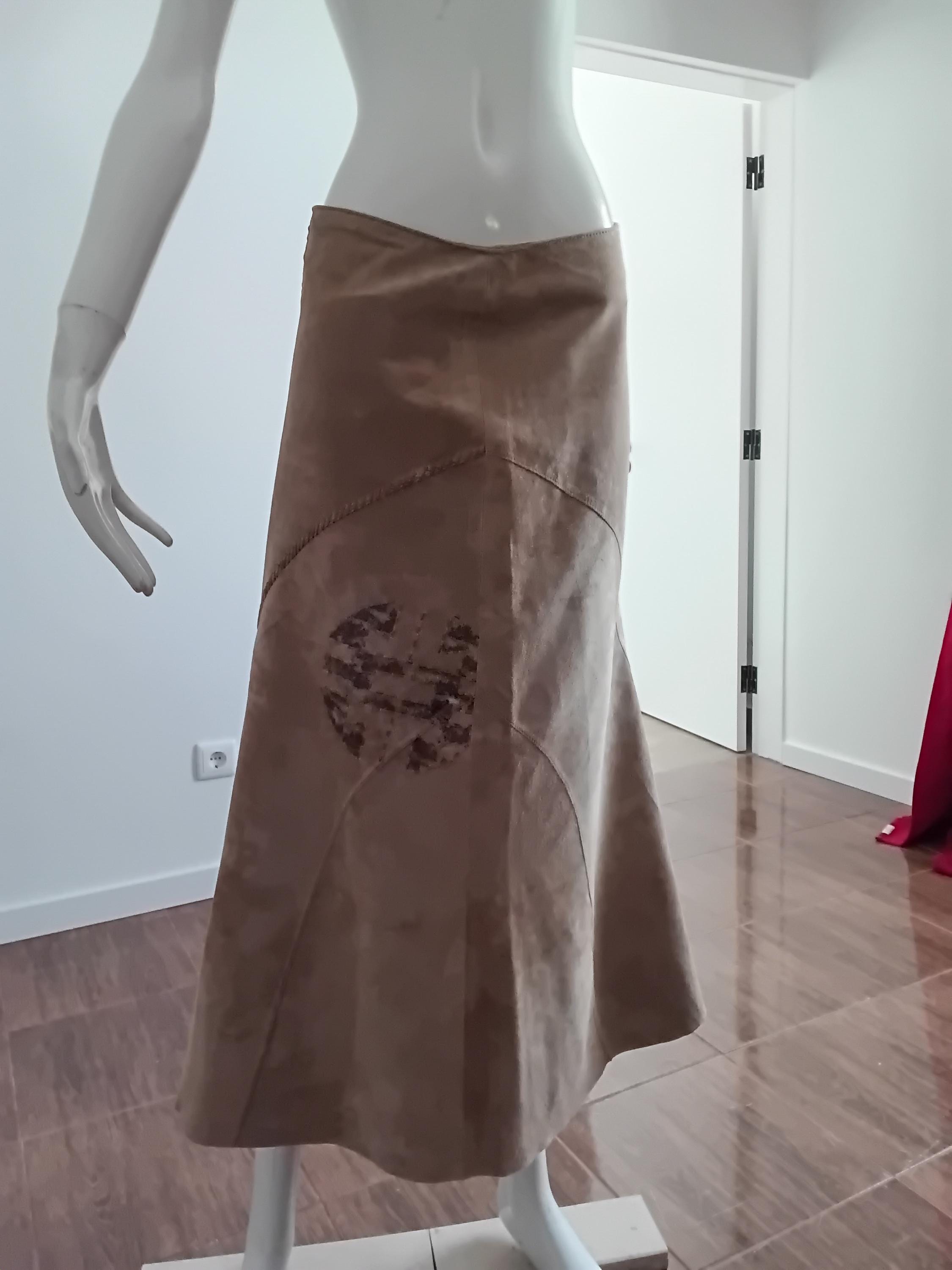 Vintage Jupe longue cuir velours beige à motifs — Taille 40 FR