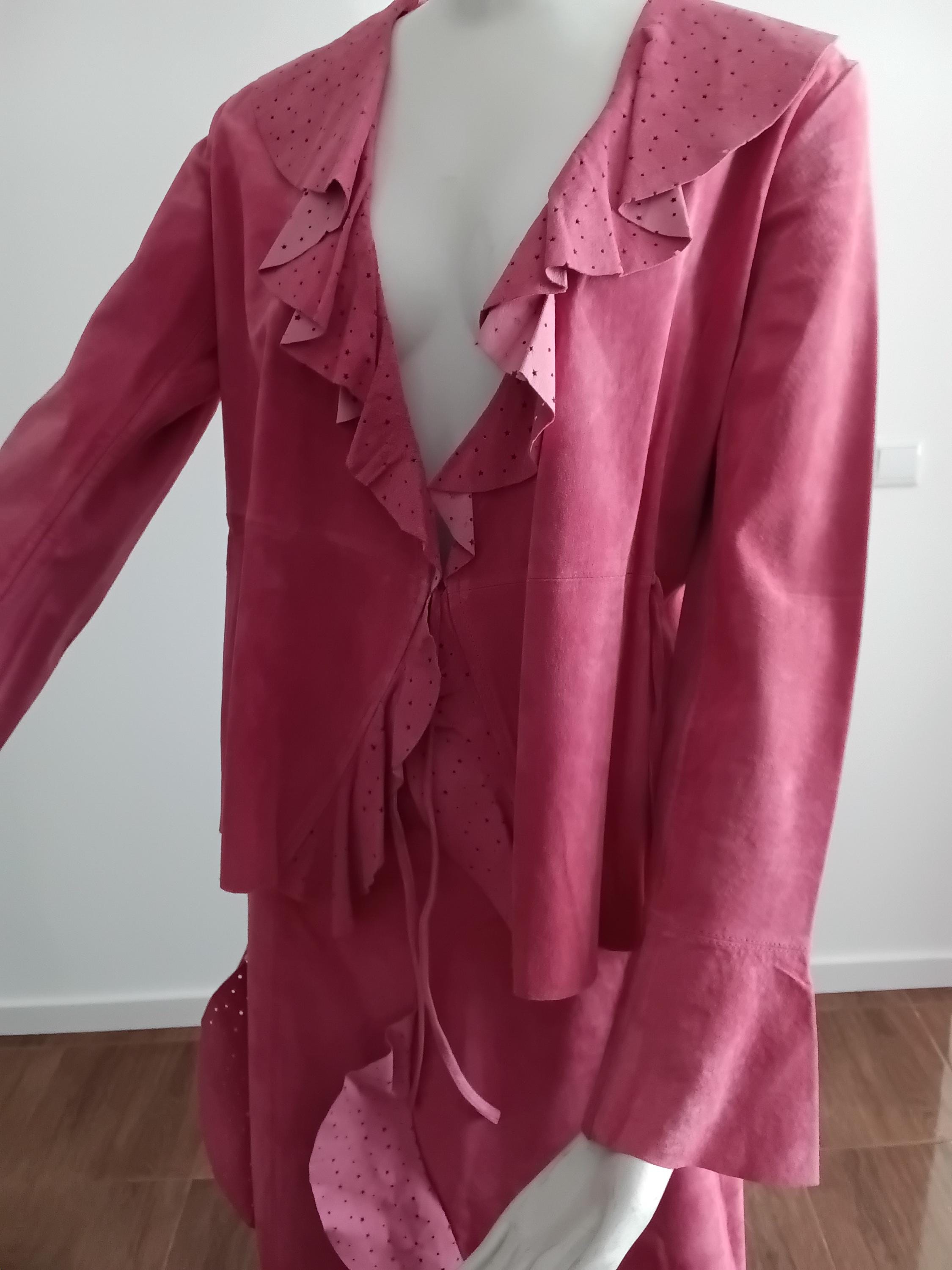 Vintage Ensemble blazer + jupe en cuir velours rose à volants — Taille 38 FR