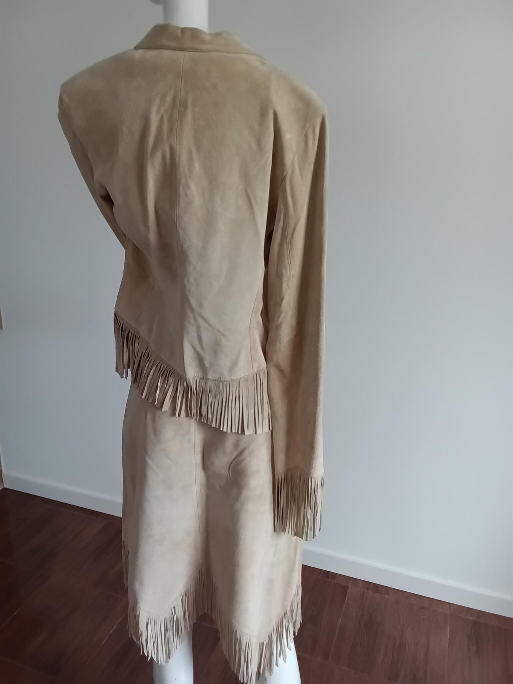 Vintage Tailleur jupe en cuir velours beige