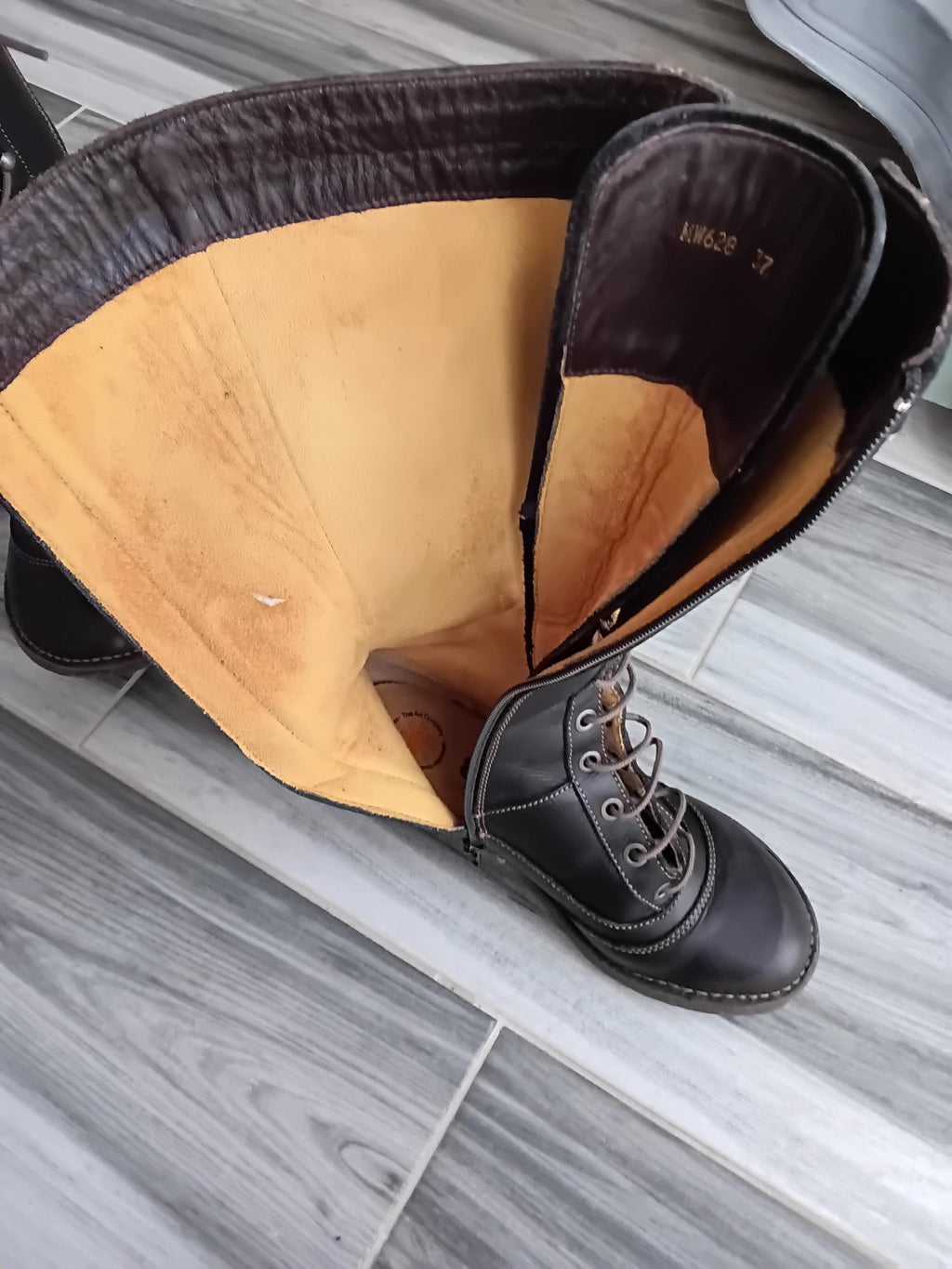 Vintage Bottes à lacets en cuir The ART Compagny