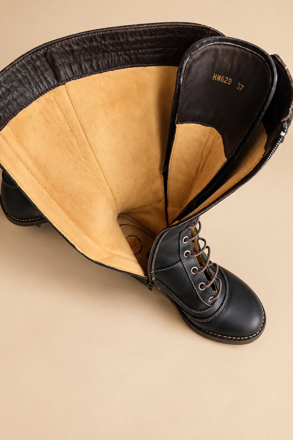 Bottes Vintage à Lacets en Cuir Noir The Art Company — T. 37