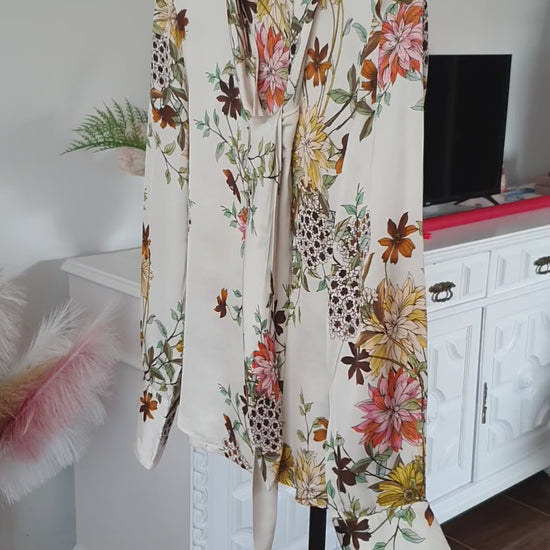Chemisier fleuri à lavallière Madeleine en mouvement | Taille 36