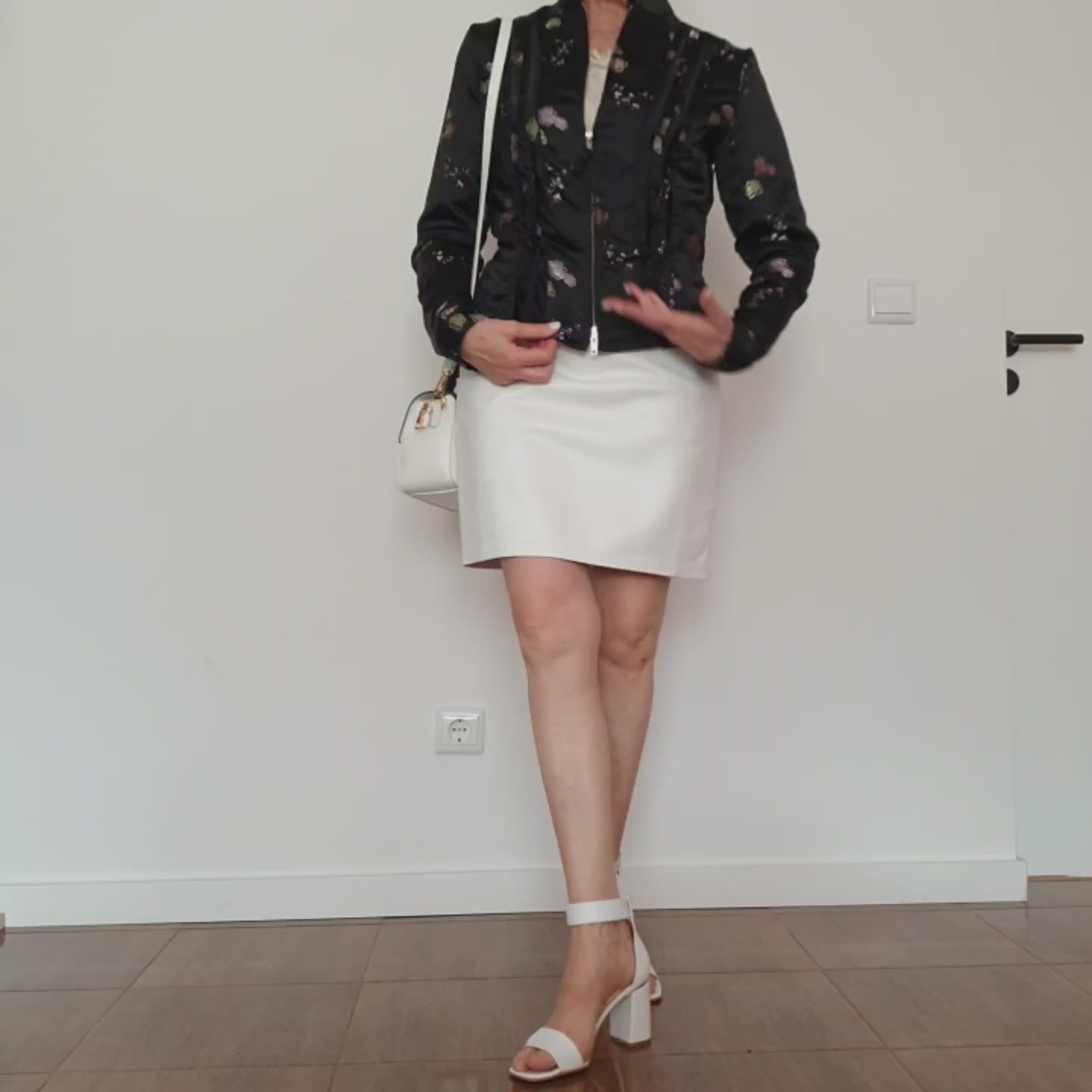 Tailleur Jupe Vintage Cuir Blanc BIA CUIR — Ensemble Artisanal — Taille 38 FR | Seconde Main