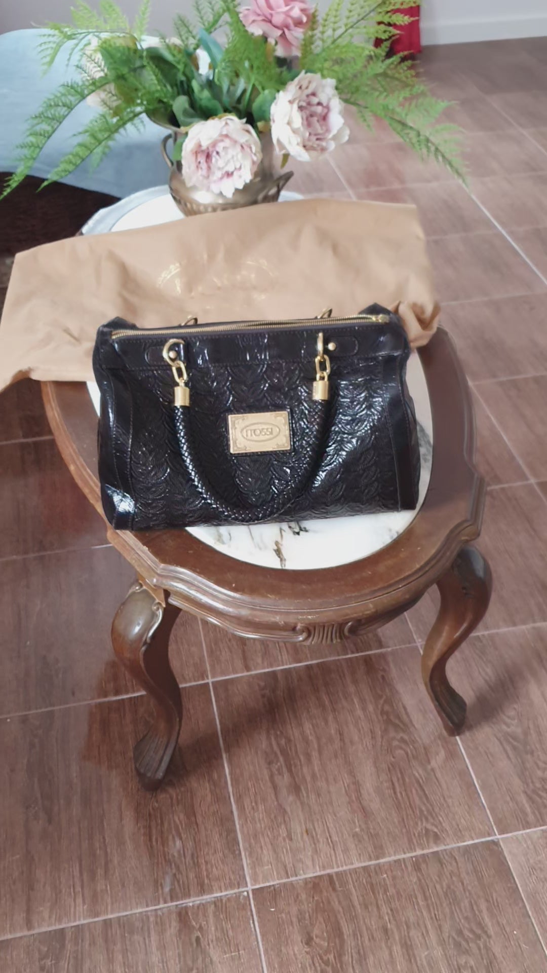 Vidéo du Sac Silvio Tossi cuir vue de face
